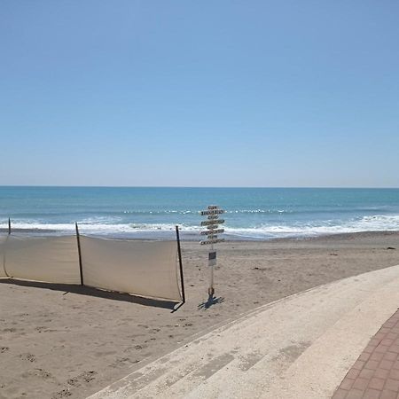Turisstiko La Roca Chica 2 Apartman Torremolinos Kültér fotó