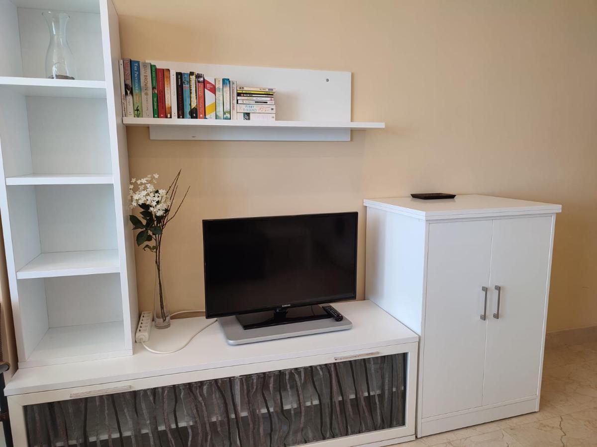 Turisstiko La Roca Chica 2 Apartman Torremolinos Kültér fotó