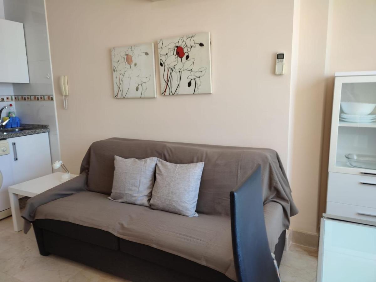 Turisstiko La Roca Chica 2 Apartman Torremolinos Kültér fotó