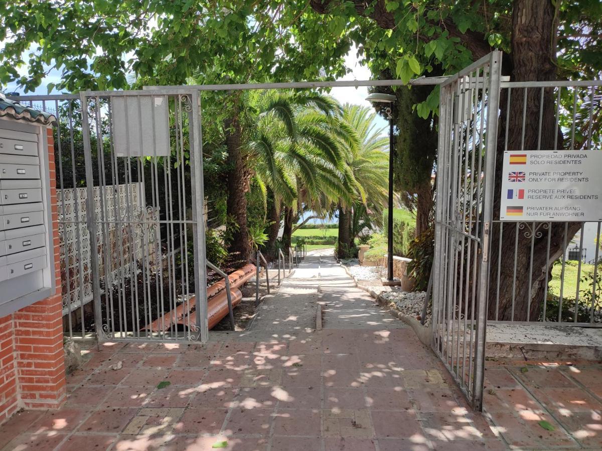 Turisstiko La Roca Chica 2 Apartman Torremolinos Kültér fotó